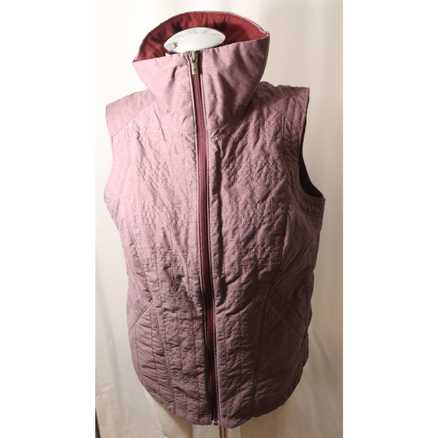 Columbia Vest Maroon Pockets Size Medium