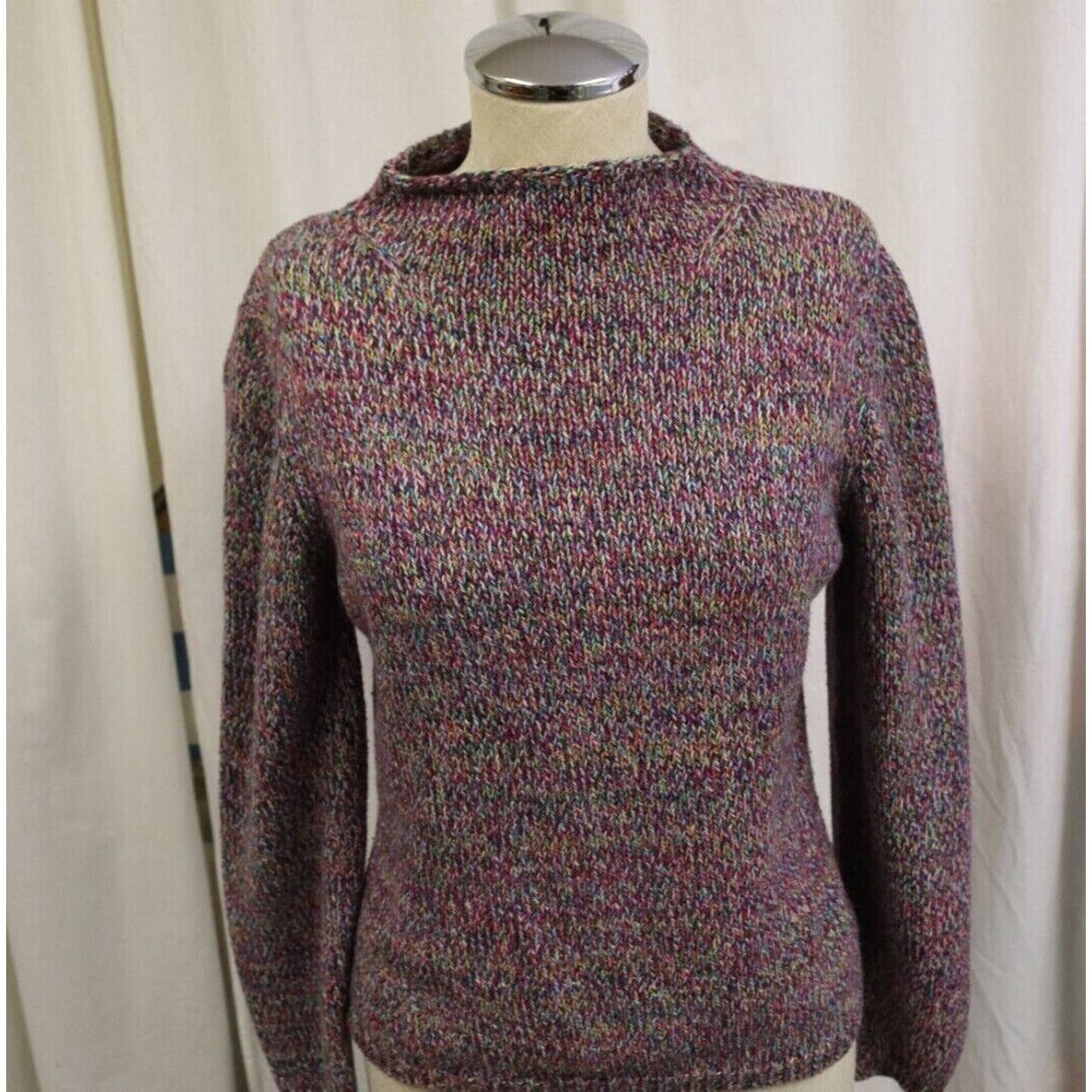 Vintage Knit Liz Claiborne Sweater with a Mock Neck and Long Sleeves