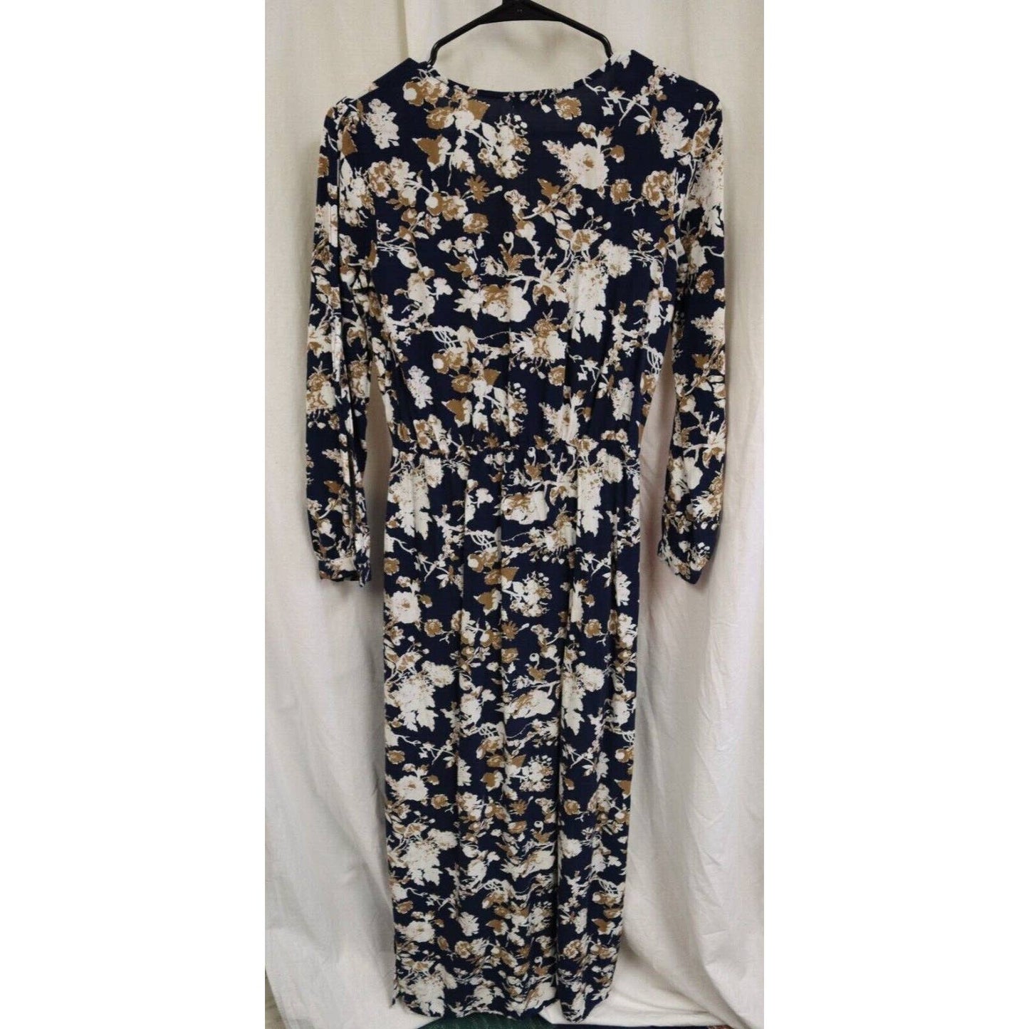 Socialite Maxi Dress Slit On The Side Floral Size Small Snag/Run