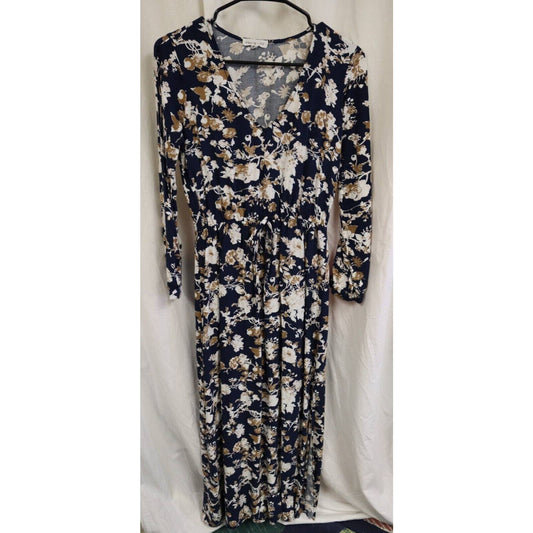 Socialite Maxi Dress Slit On The Side Floral Size Small Snag/Run