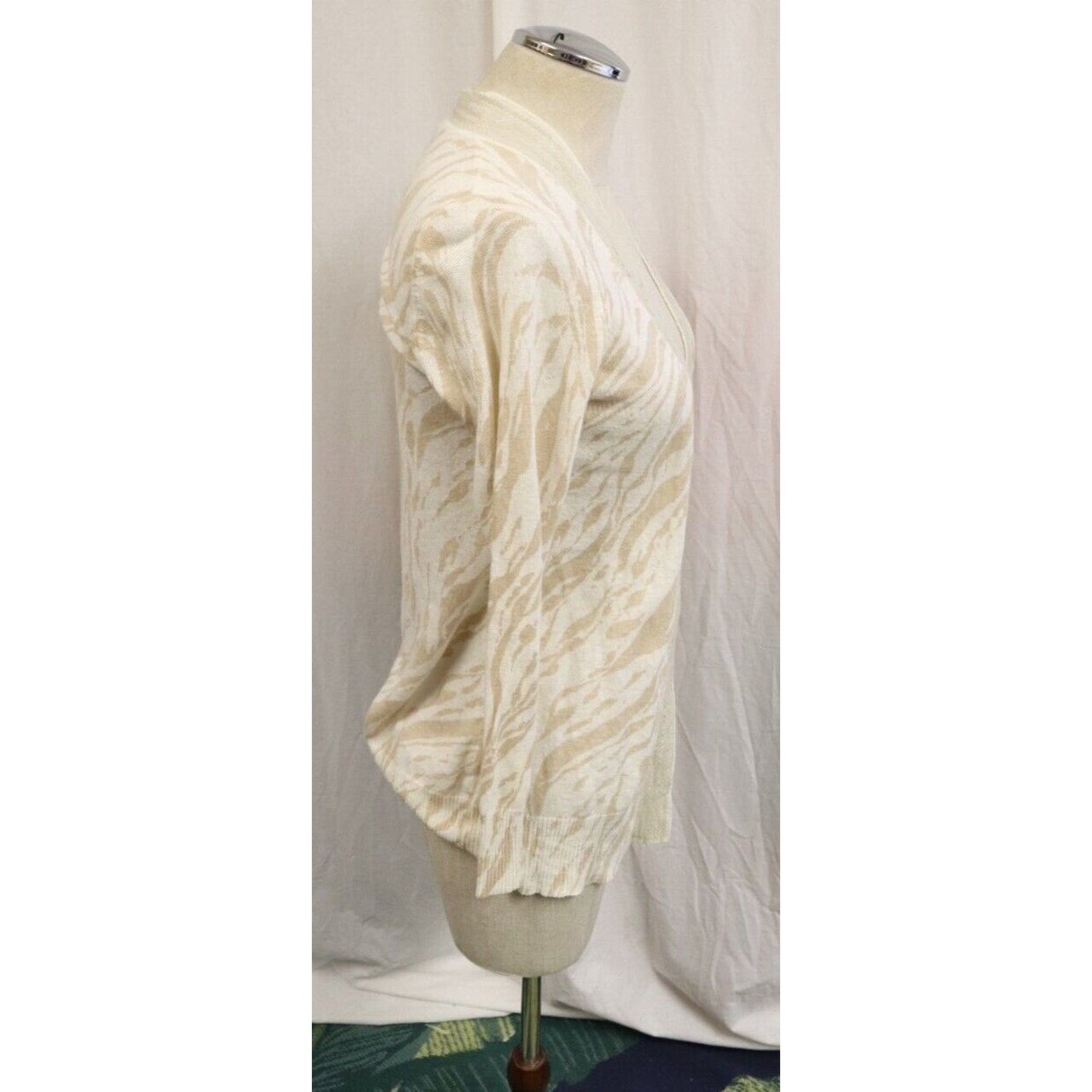 Chico Ivory Open Cardigan Size s/4 Animal Print