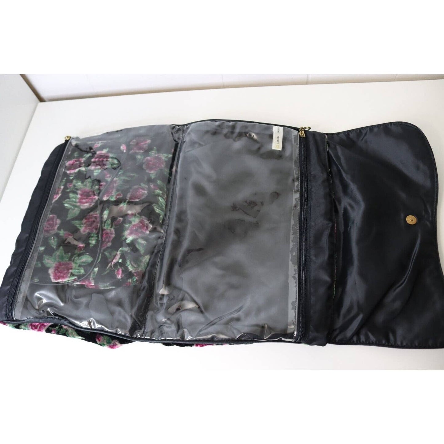Vintage Rare Victoria Secret Cosmetic Bag Velvet Black Rose (34)