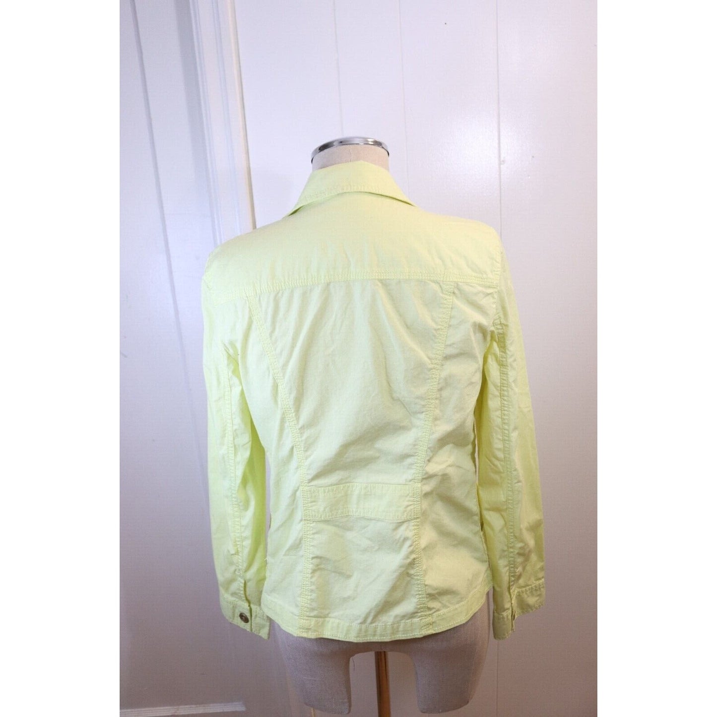 Chico’s Lightweight Jacket size 0 (S) 100% COTTON YELLOW/GREEN